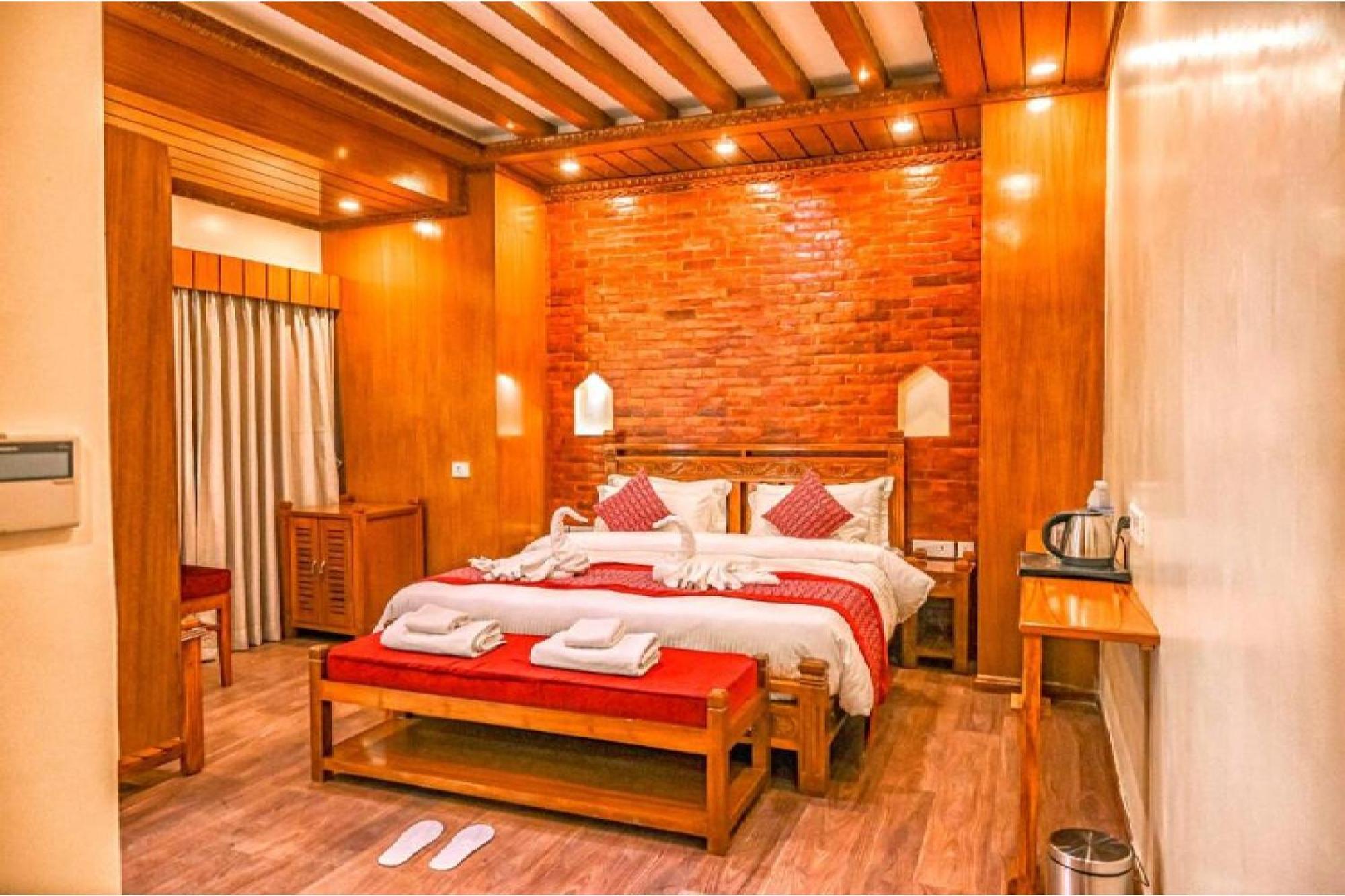 Surya Heritage Hotel Kathmandu Bagian luar foto