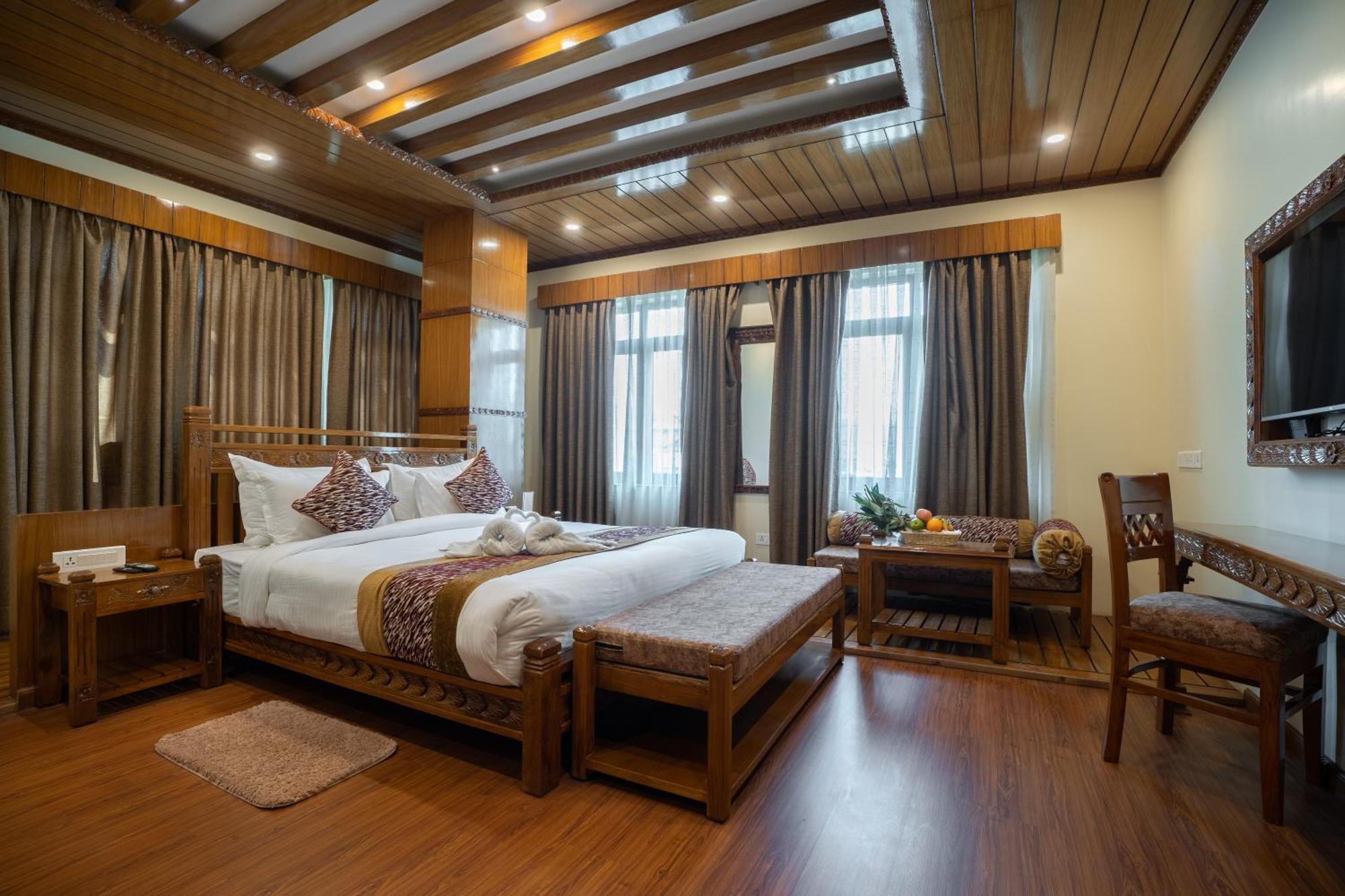 Surya Heritage Hotel Kathmandu Bagian luar foto