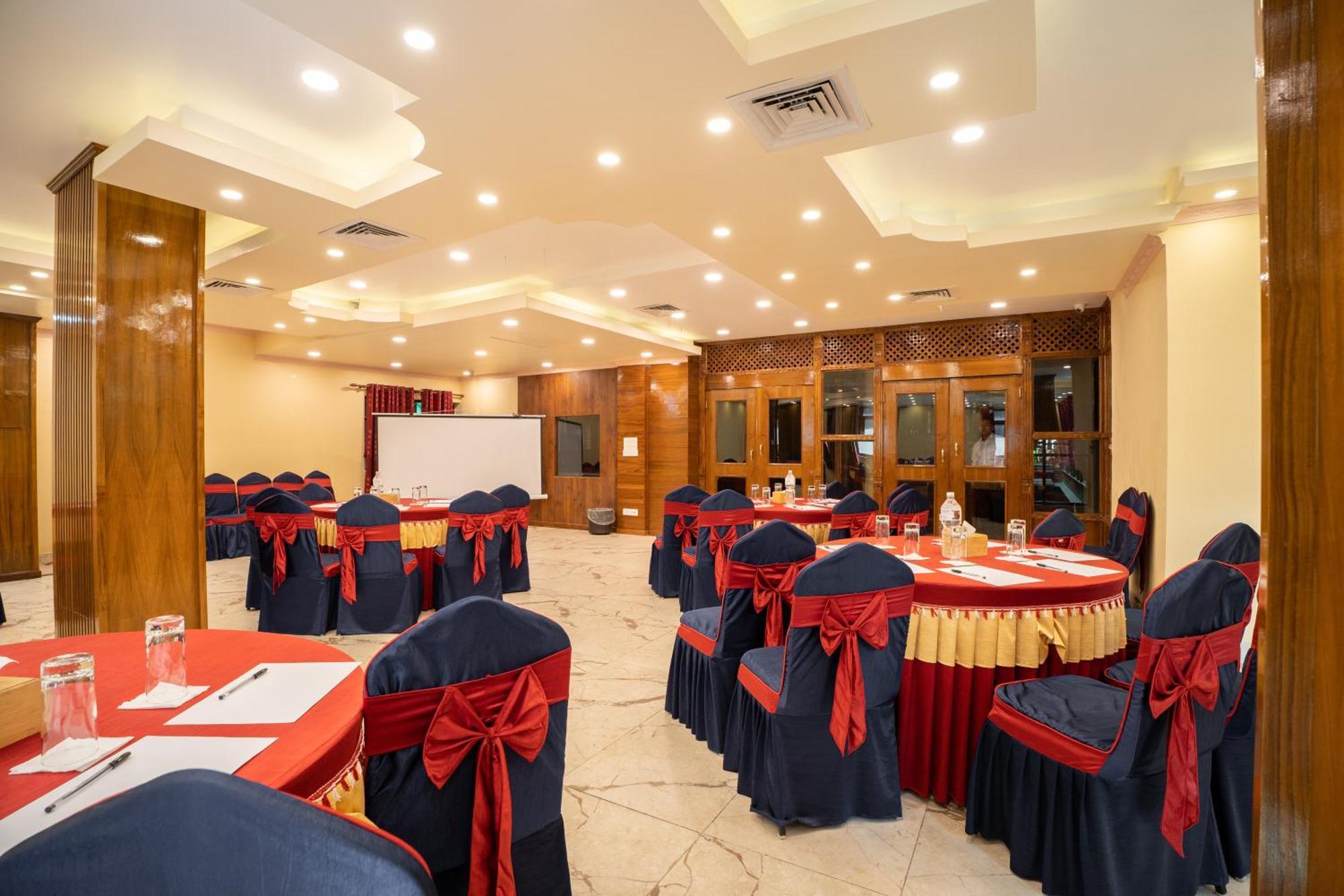 Surya Heritage Hotel Kathmandu Bagian luar foto