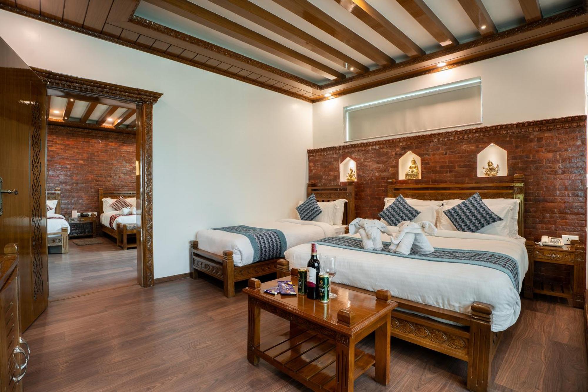 Surya Heritage Hotel Kathmandu Bagian luar foto